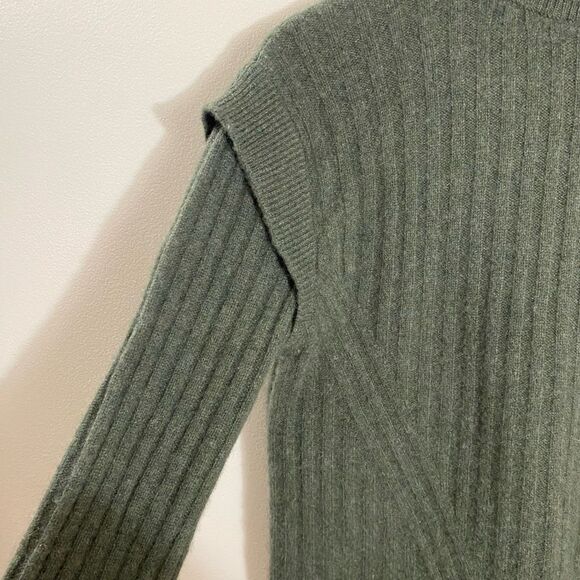 The Cashmere Project Women’s Size Small Mock Neck Sweater Deep Green Long Sleeve - Picture 9 of 10